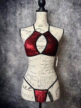 NWT!!! Bodyzone Red Sequin Halter Bralette & Thong Set Xx <3